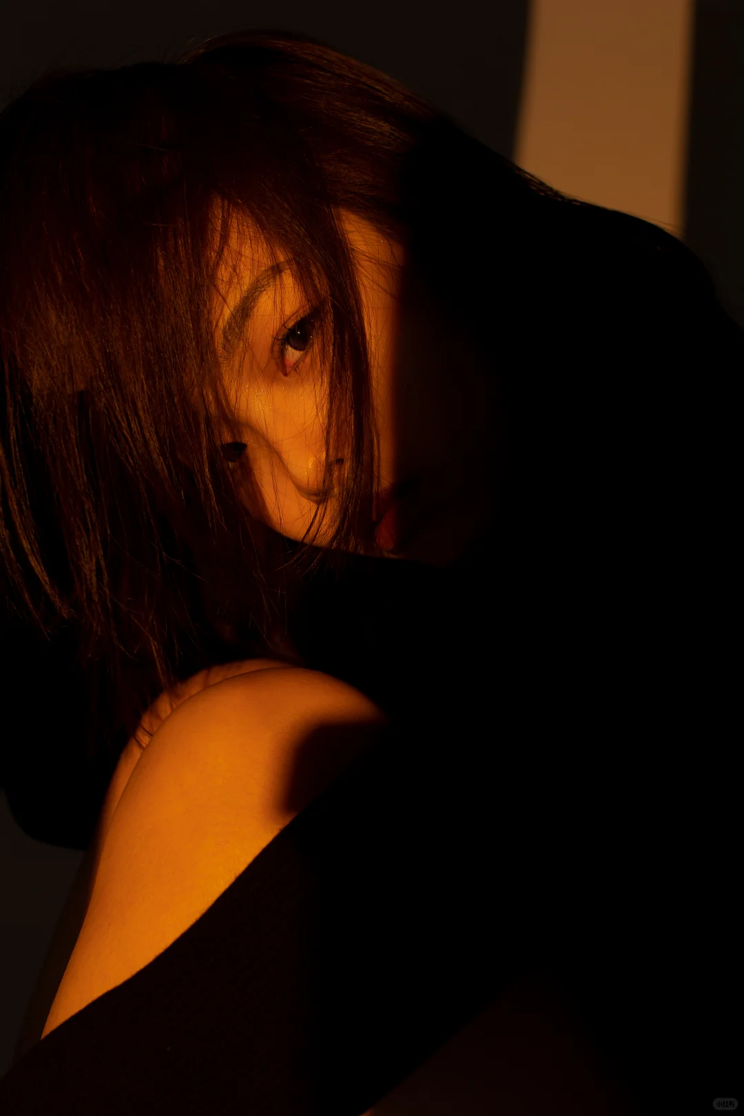 小林的暗调胶片肖像