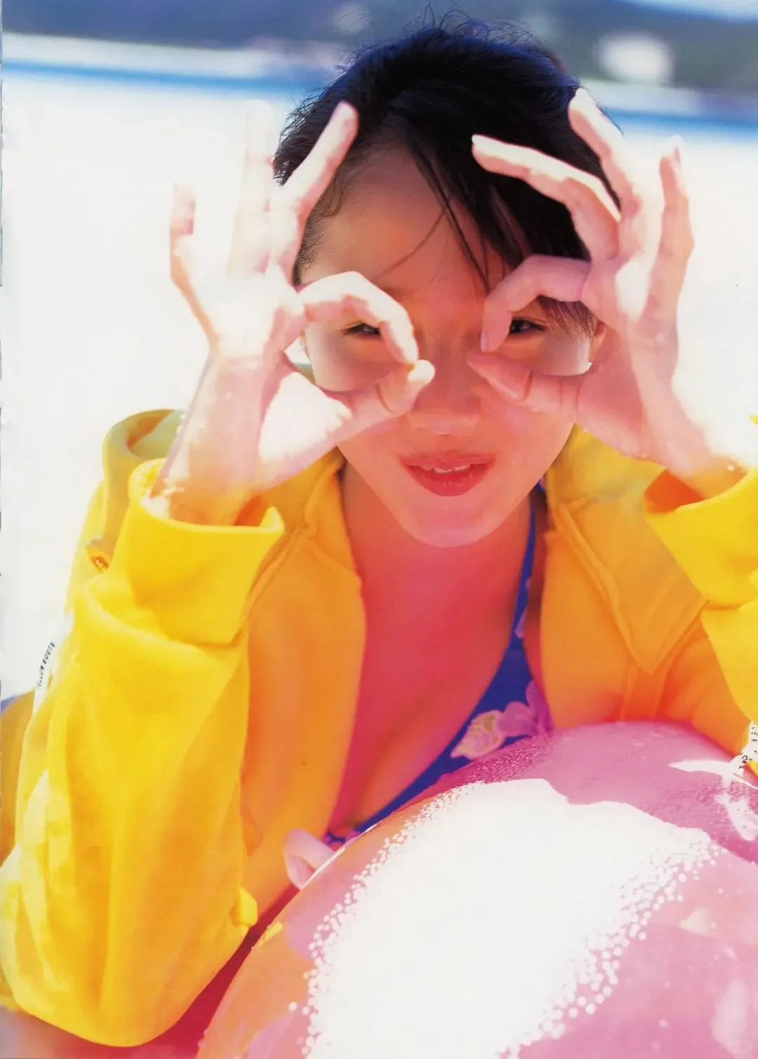 日杂写真｜泽尻英龙华 老天爷拼命喂饭的脸