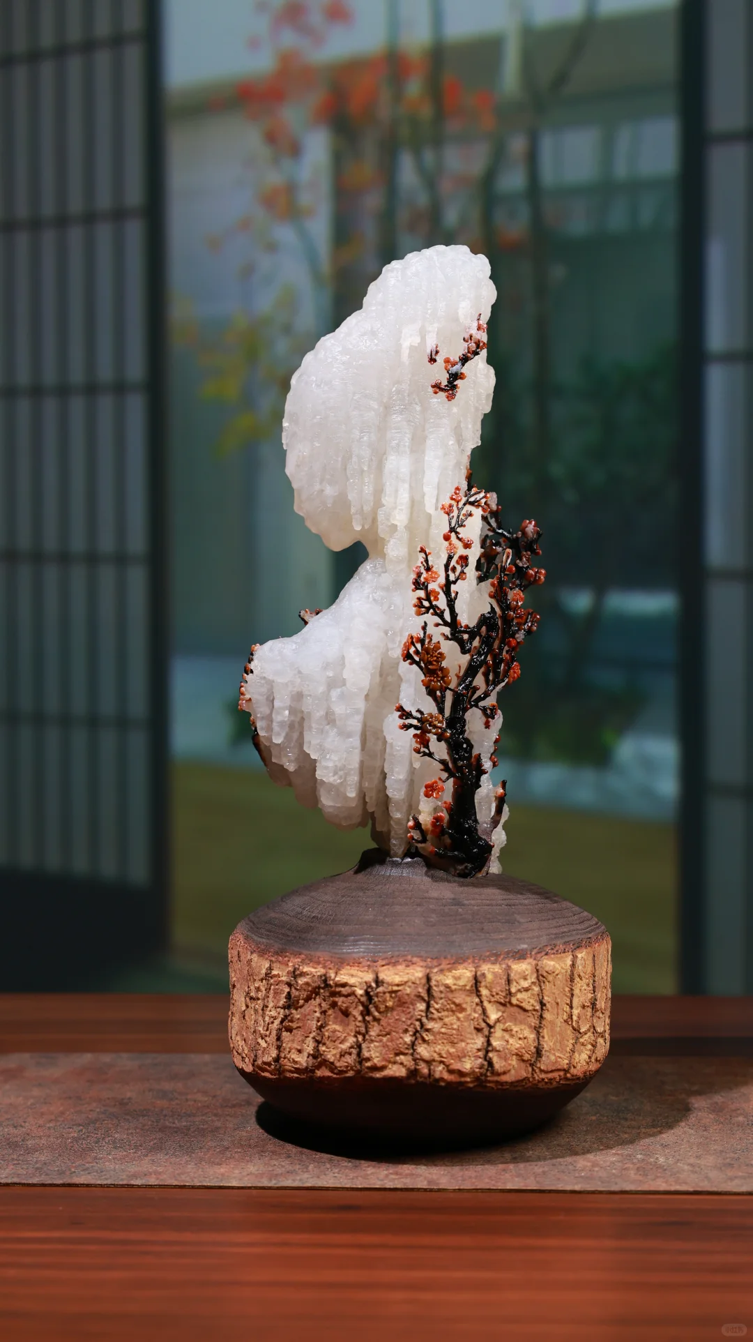 玛瑙雕刻艺术品（花季少女）