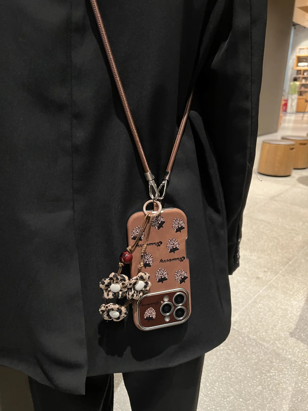 辣妹草莓豹纹🤎可泰稀罕辣！！