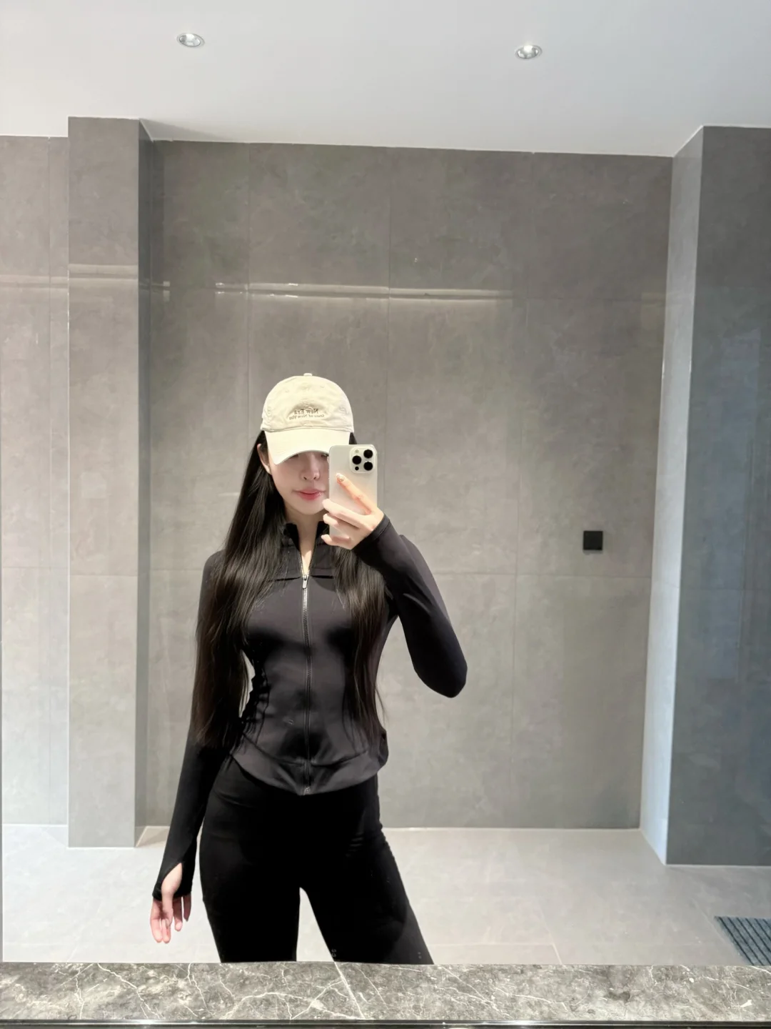 182cm/62kg 穿瑜伽服打球🎾