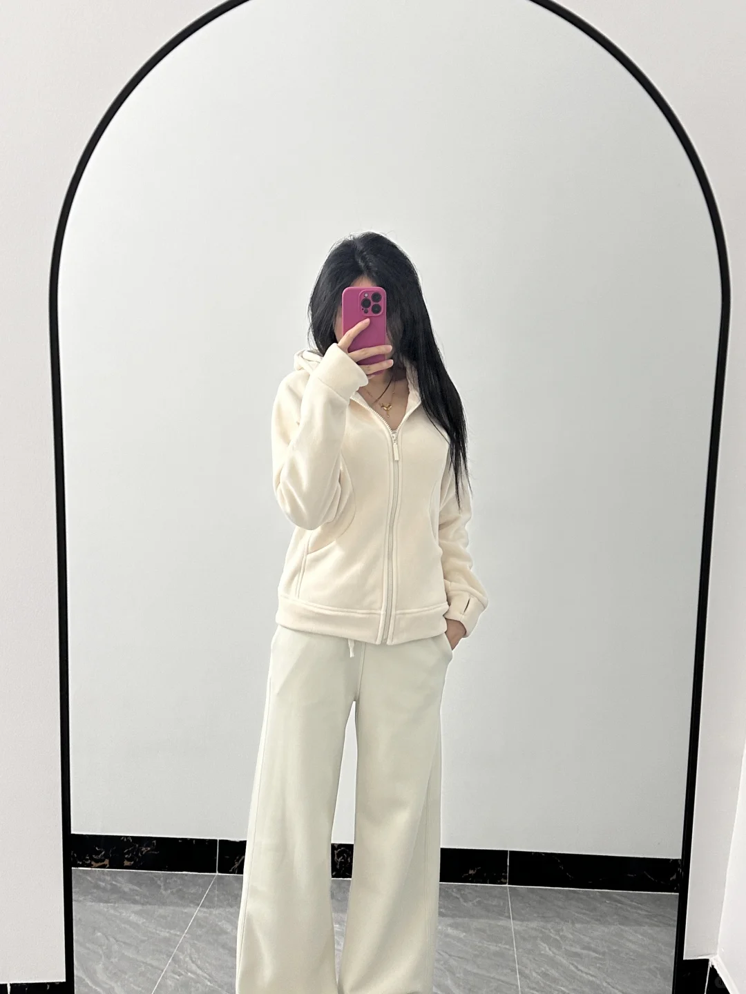 瑜伽服外穿居然这么绝！奶白软fufu 🤍