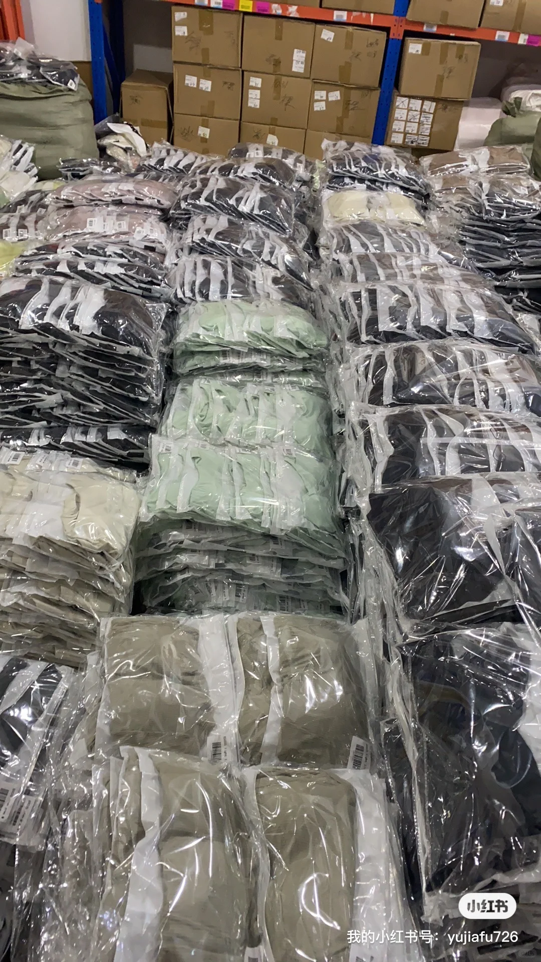 需要瑜伽服的这边看过来