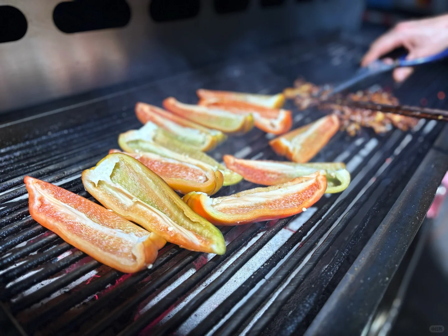 这家好吃难找的弥勒烧烤竟是一个石屏人推荐