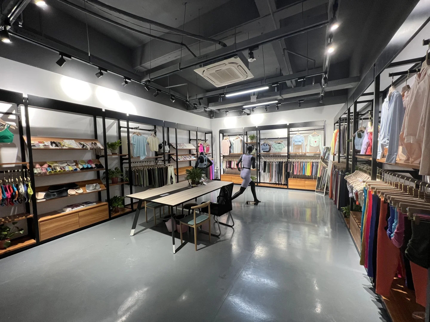 瑜伽服源头工厂，现货批发