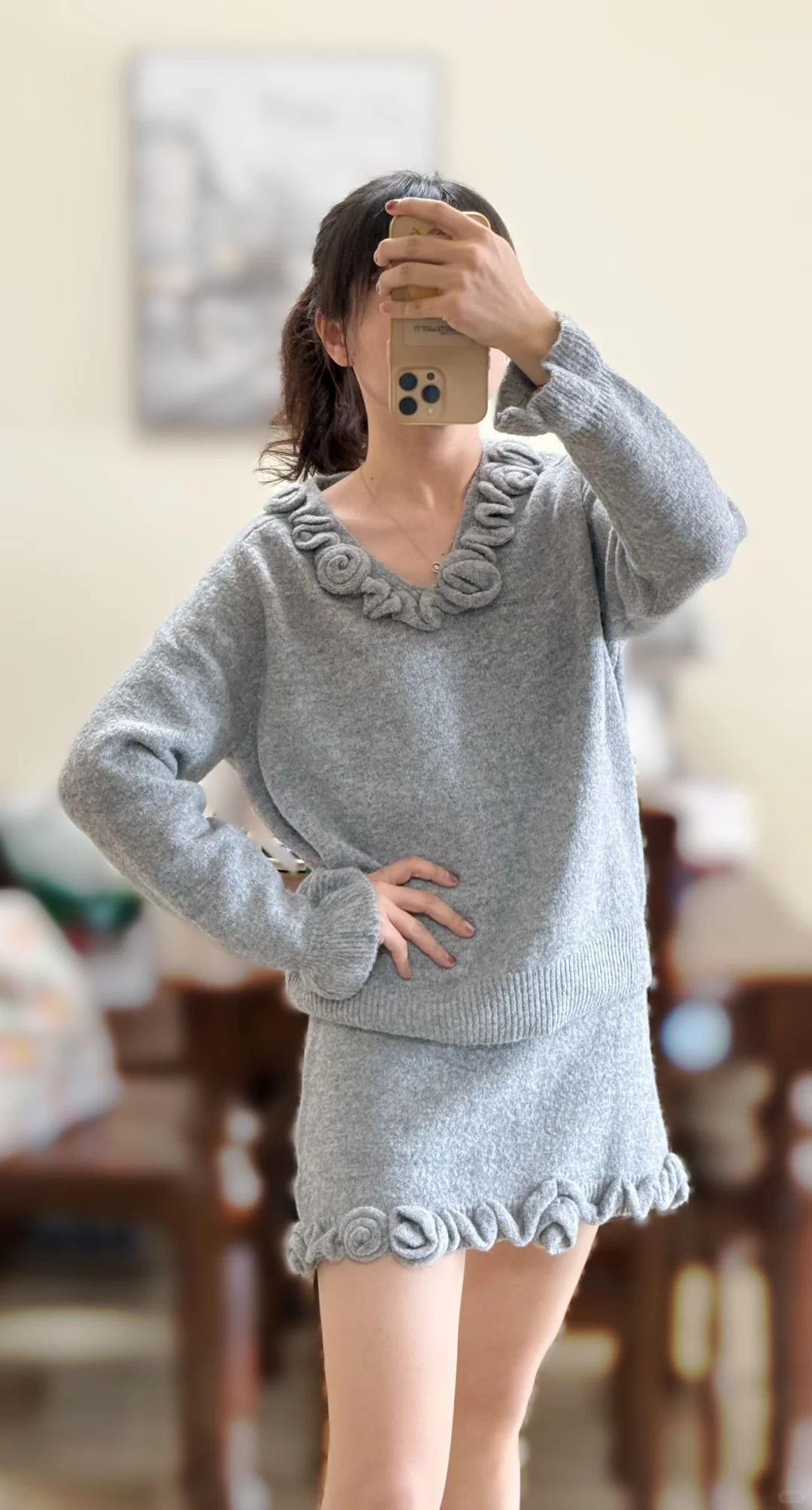 肉丝穿搭 | 温柔花花针织配肉丝美腿🌸