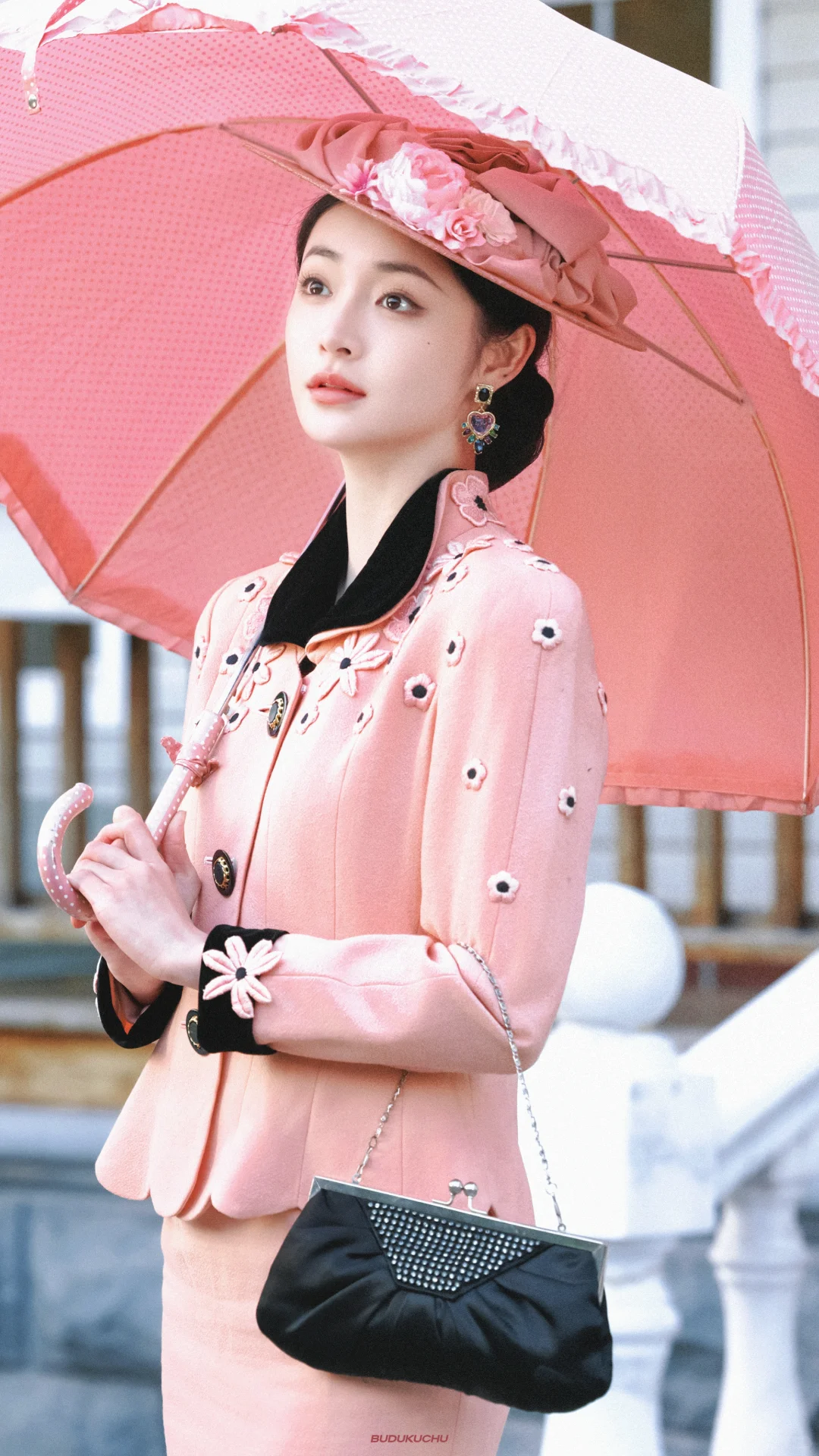 周洁琼壁纸 |𝒑𝒊𝒏𝒌🌷🎀