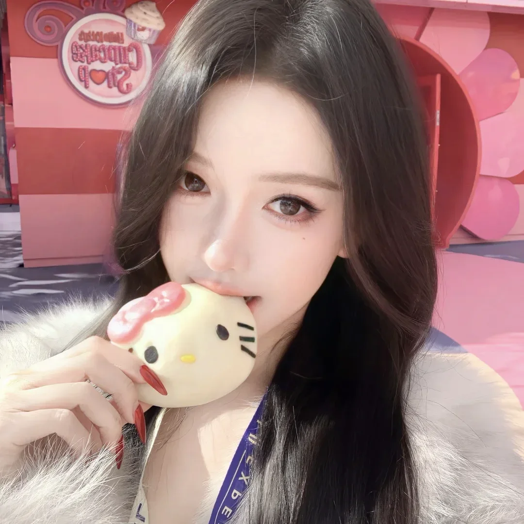 𝙒𝙚𝘾𝙝𝙖𝙩纯欲头像第八十九期｜衷肠