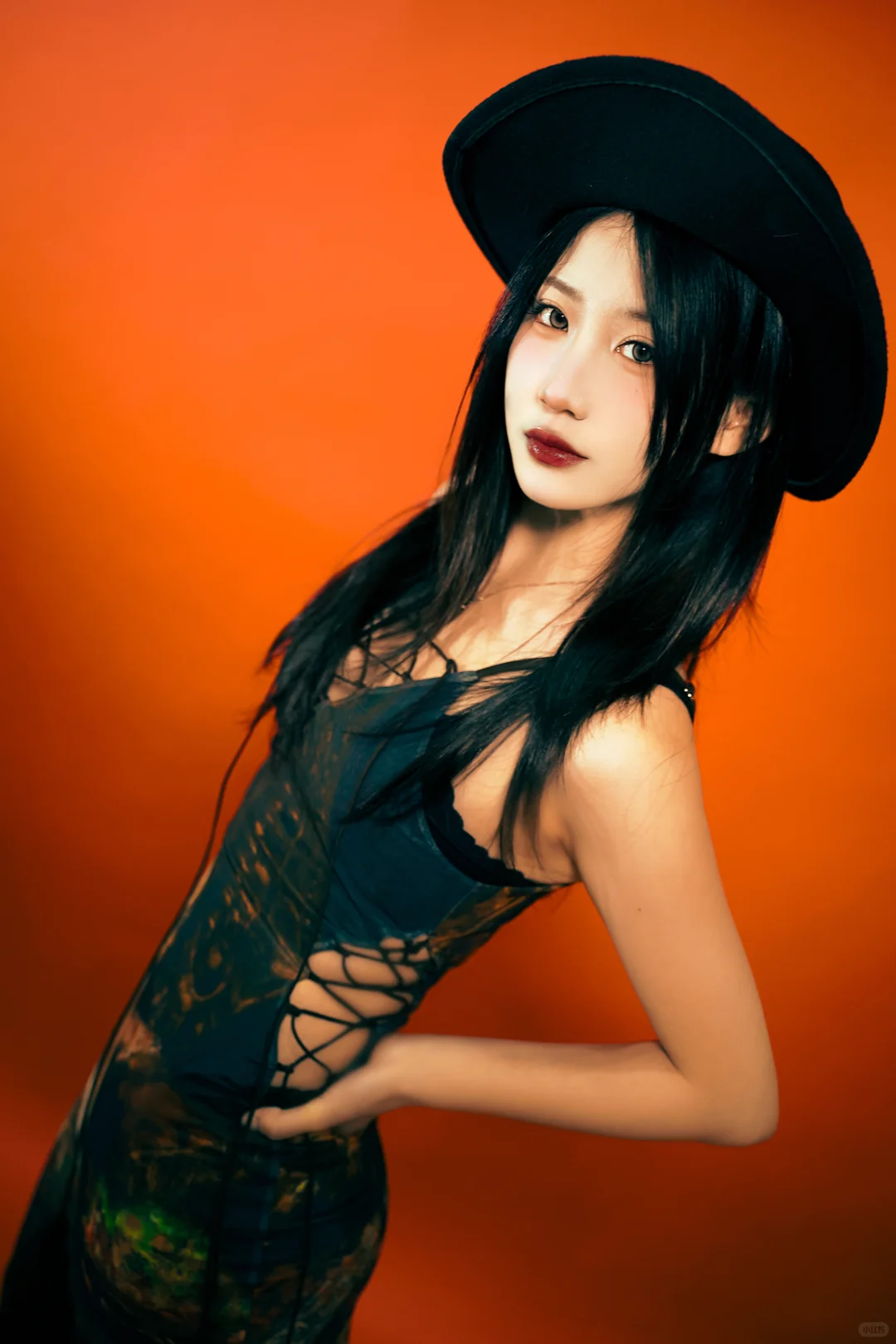 不媚男 不爱女 我就这么刻薄的活一辈子