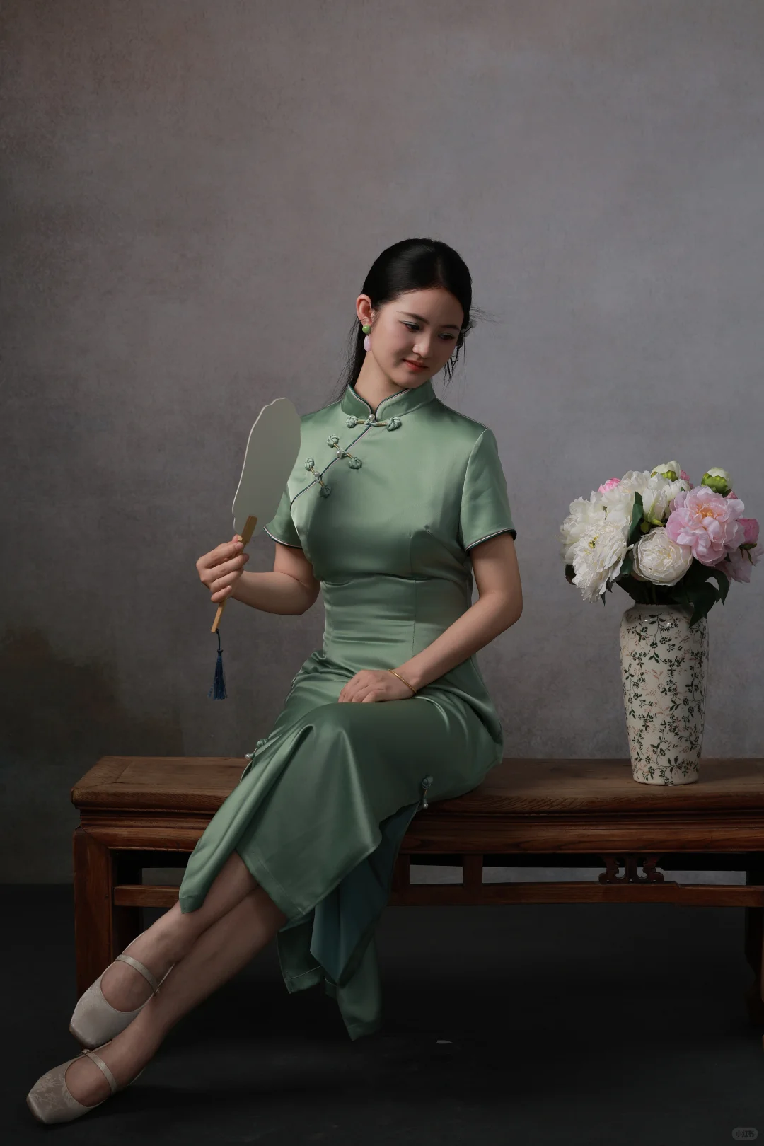 蹲蹲优秀的妆娘摄影老师合作出作品（模卡附