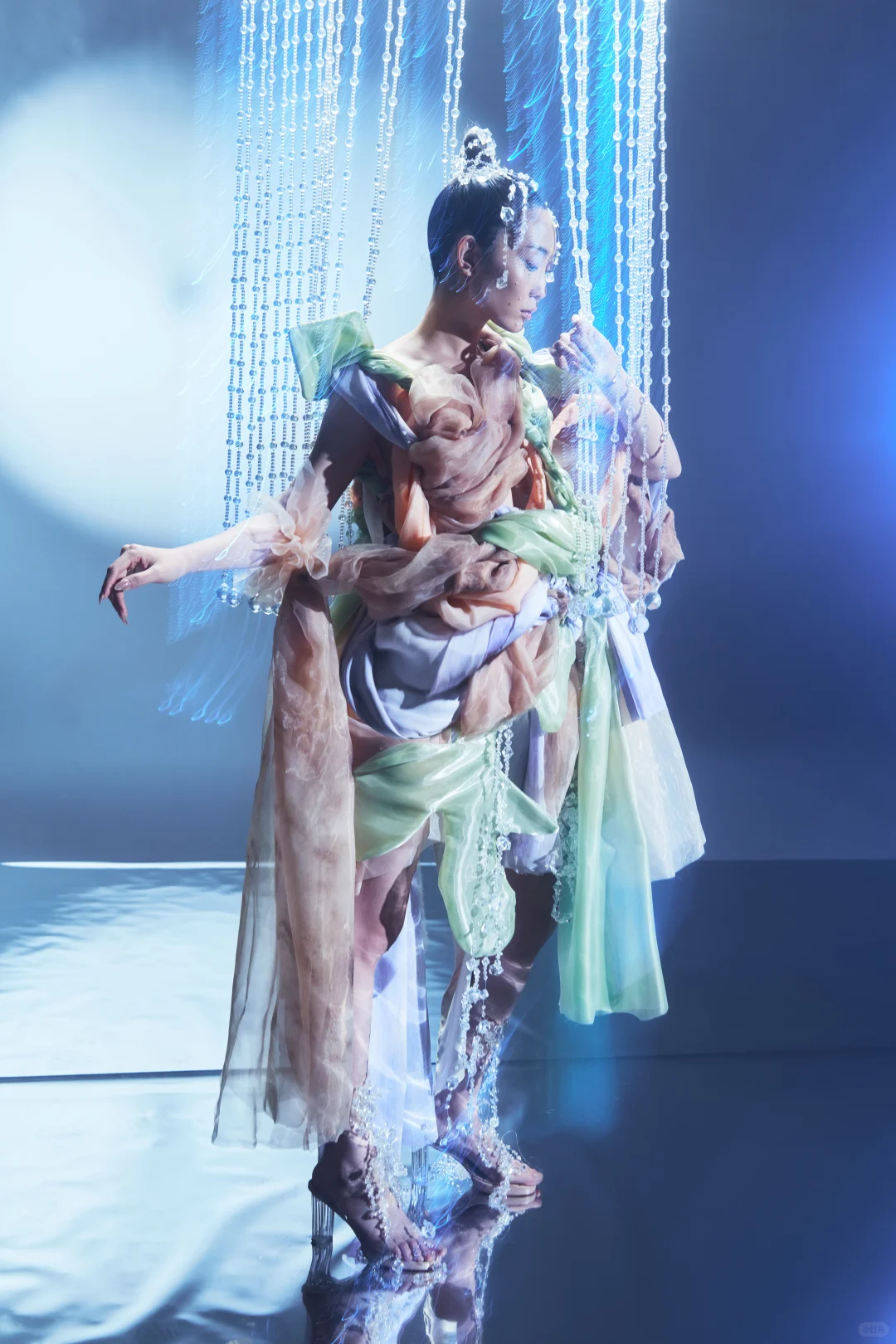 留学服装作品集！蓝光氛围感直接戳院校审美