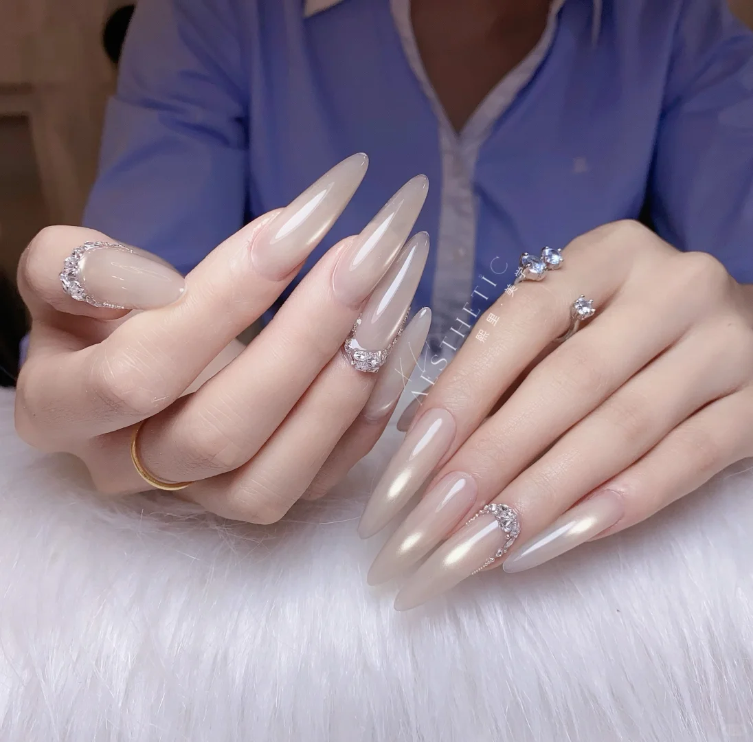 “甘露皓月”纯欲天花板‼️