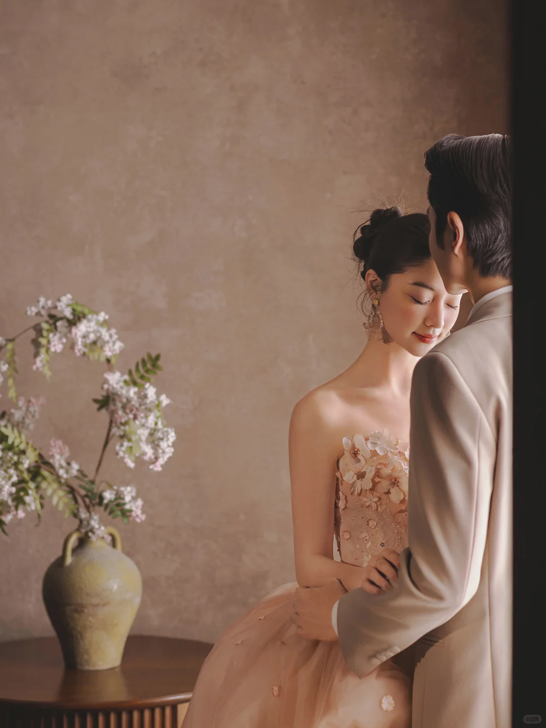 姐妹们！粉色婚纱照真的绝美！原地封神💥