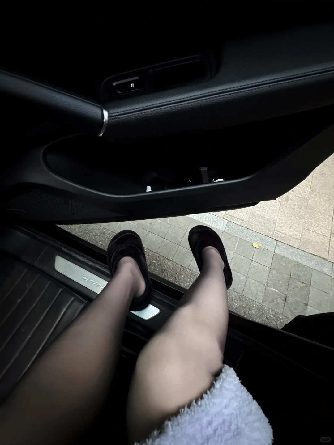 谁说冬天不能黑丝❓