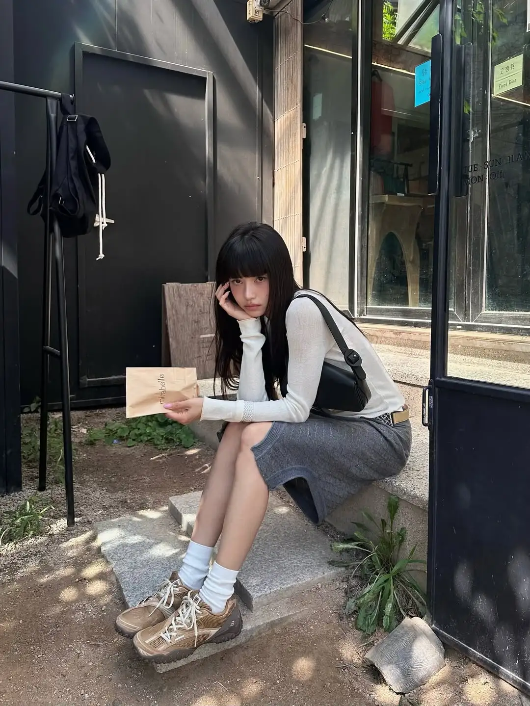 她真的好会穿！甜美性感的韩风穿搭教科书