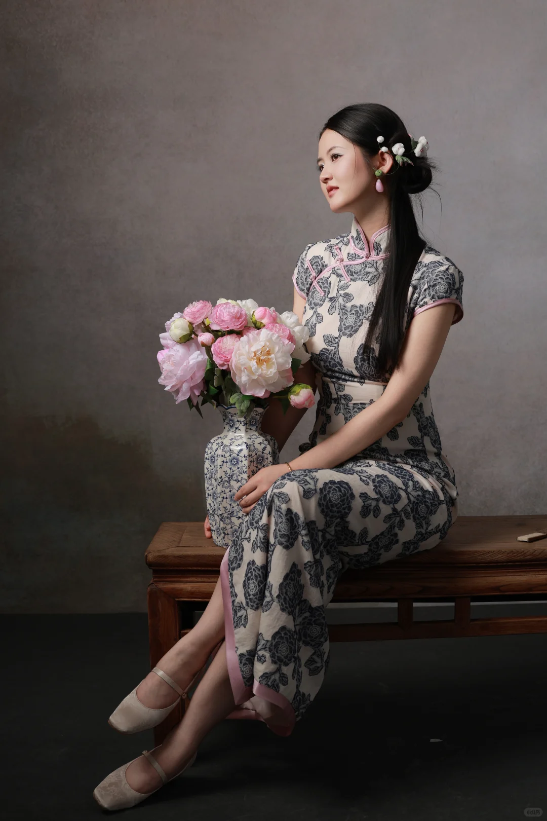 蹲蹲优秀的妆娘摄影老师合作出作品（模卡附