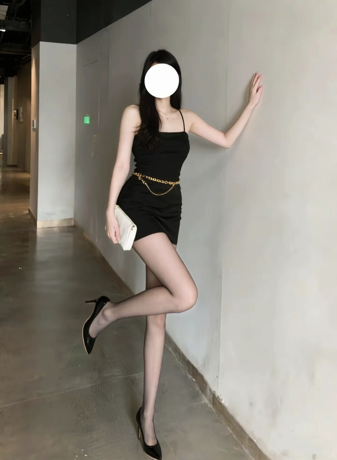 我勒个超绝大长腿！！！