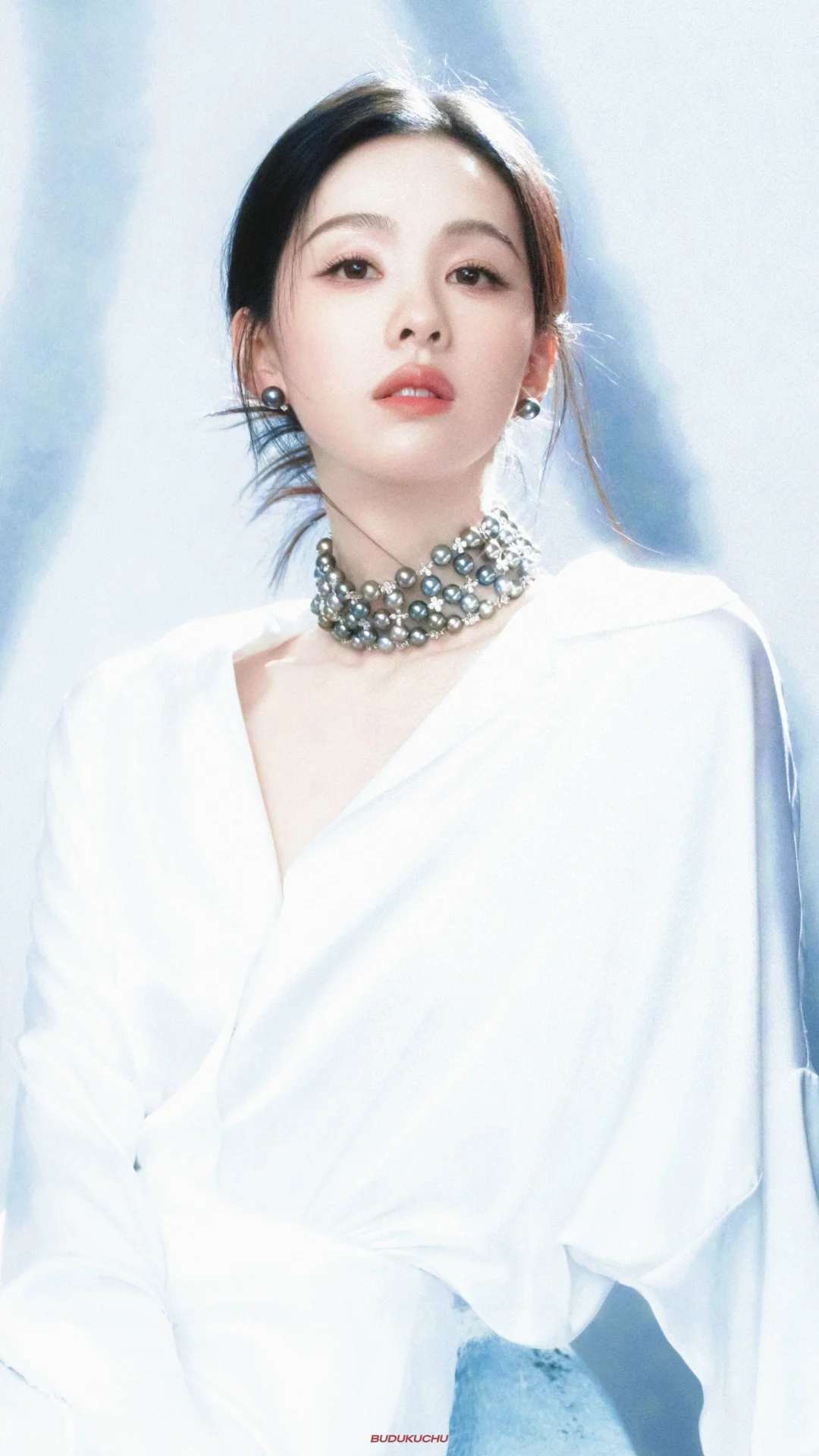 陈都灵壁纸| 💧 ❄️