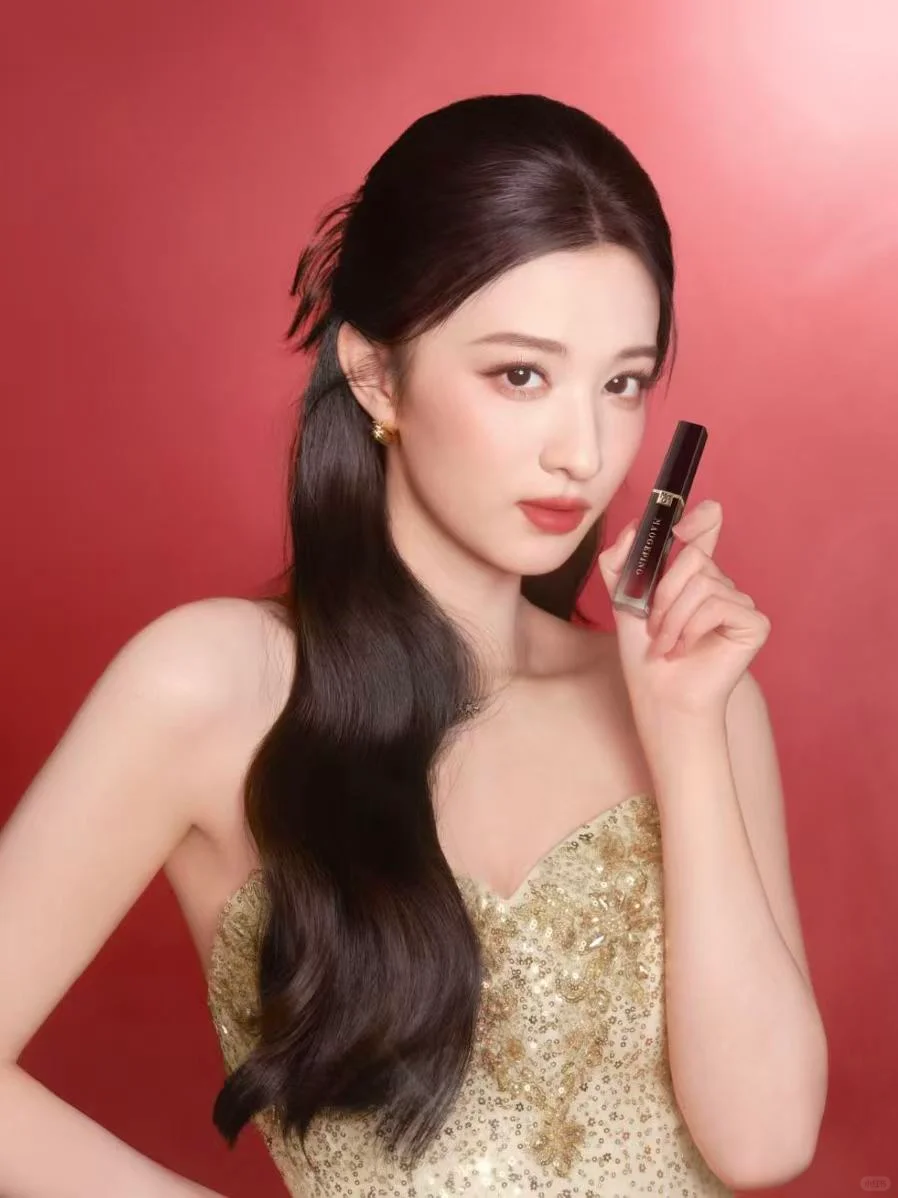 唇釉做到这个境界，真是东方美学的神来之笔