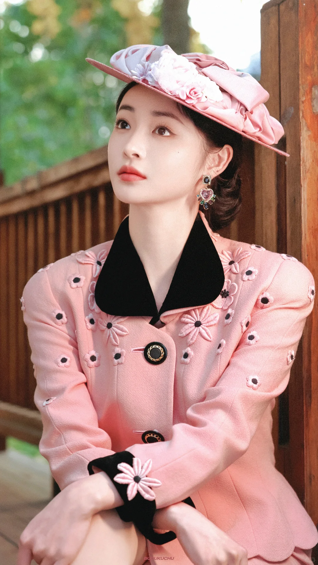 周洁琼壁纸 |𝒑𝒊𝒏𝒌🌷🎀