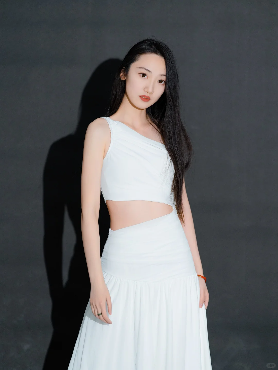 模特:小李 风格:冷艳