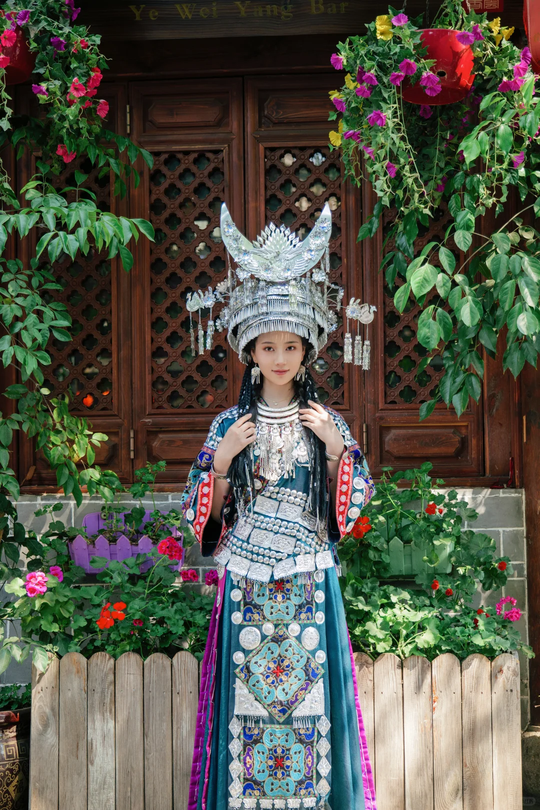 年年拍的苗疆少女风格可美了，懂的都懂