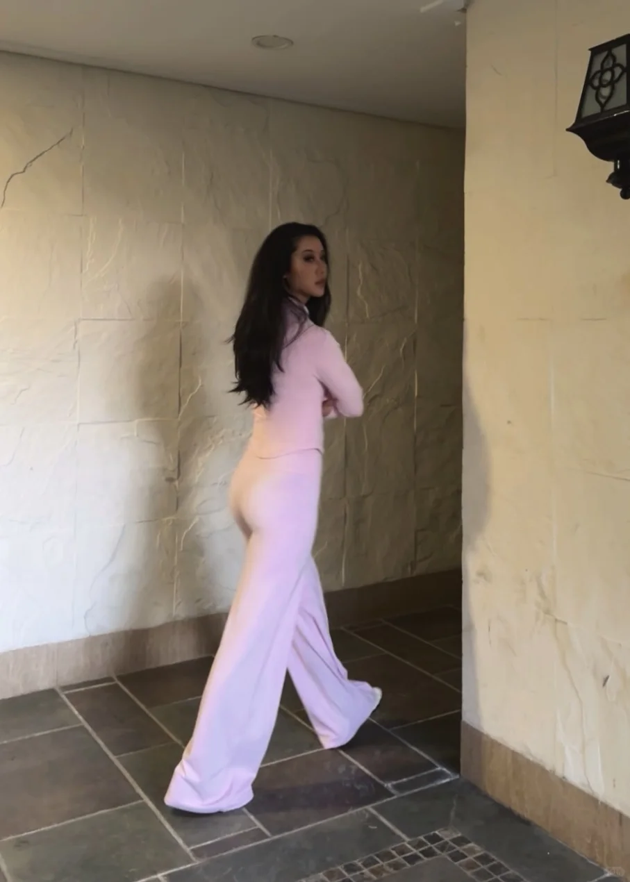 我发誓我不爱粉色🫣