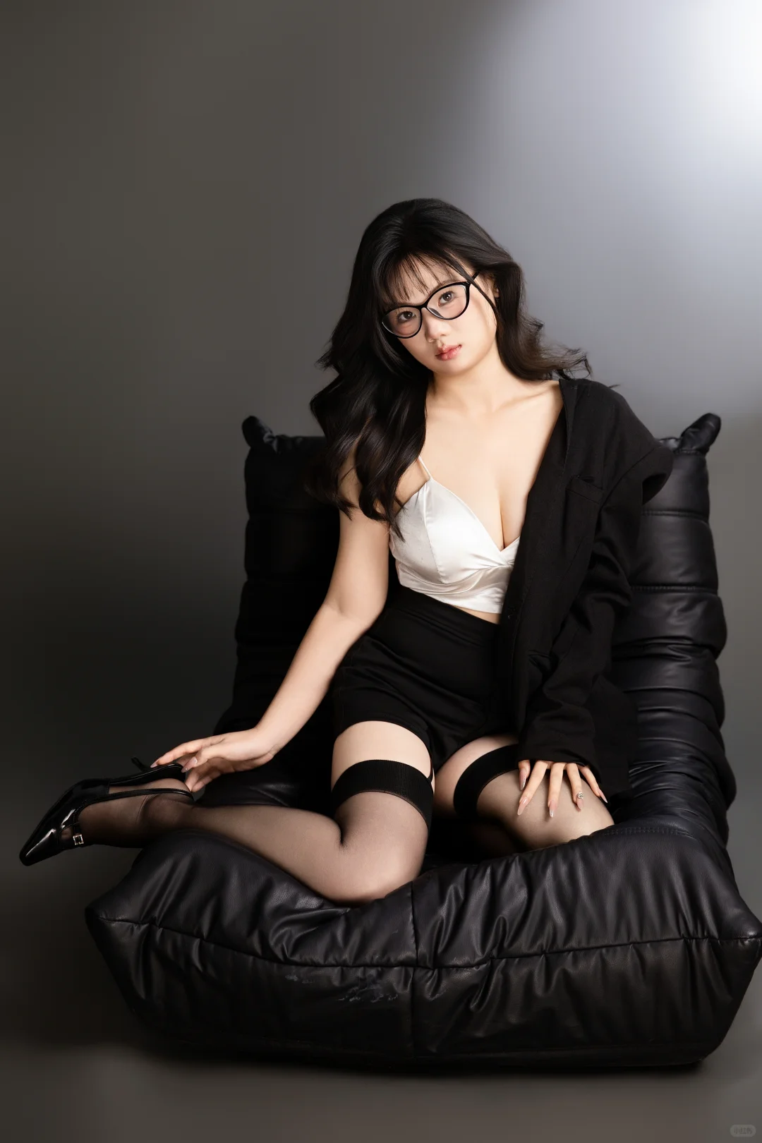 拍了又酷又性感的写真