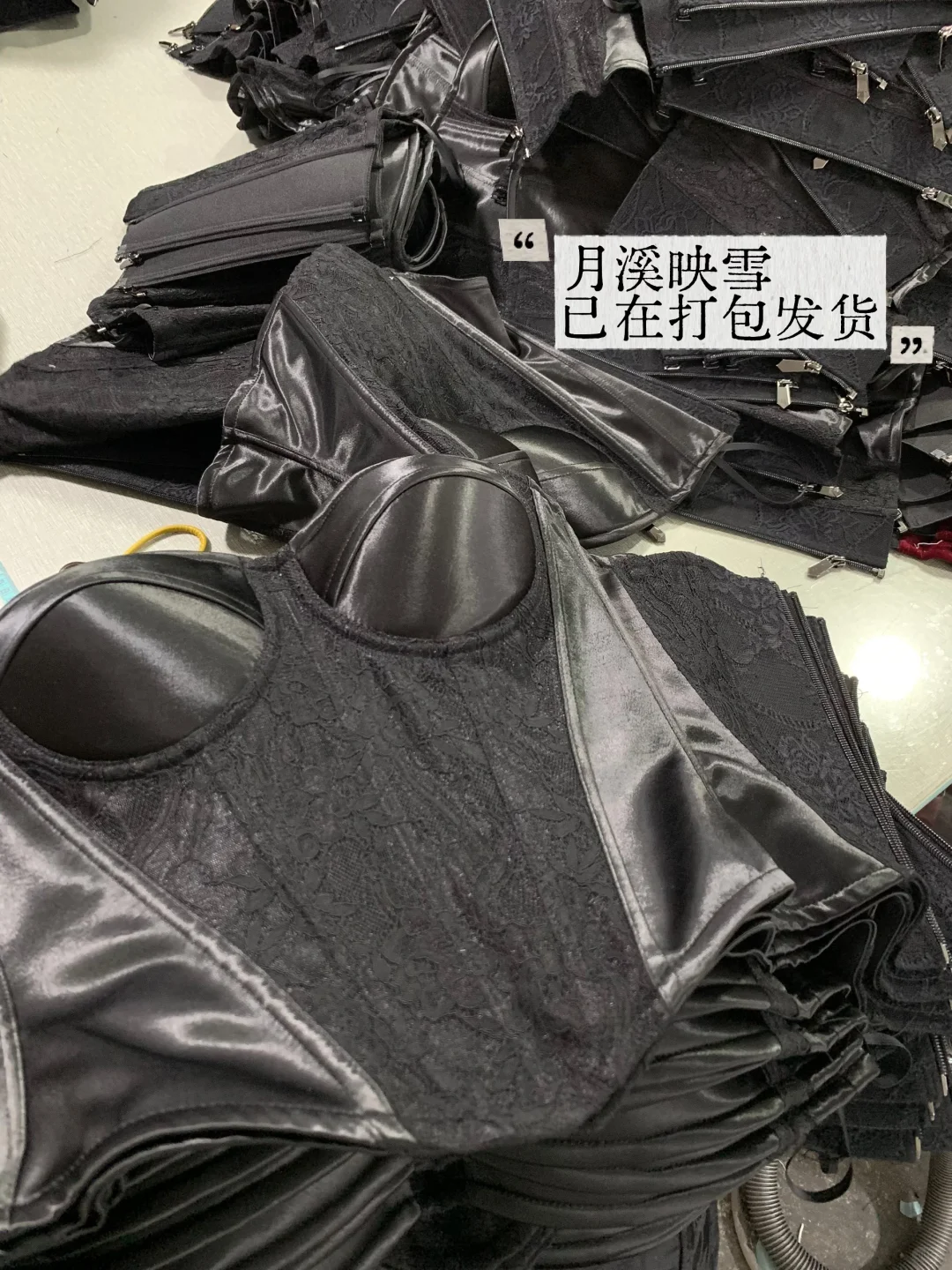 鱼骨胸衣｜还没发货的姐妹，工厂最新消息‼️