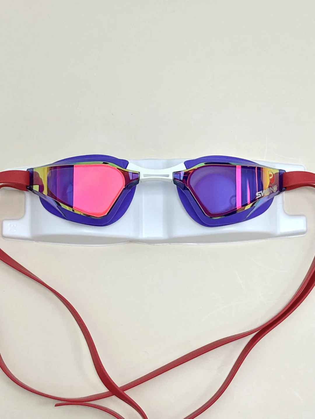 泳女女武神新泳镜畅游2000米，超爽❗