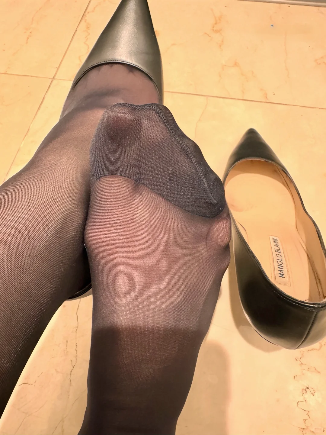 平价黑丝赢过大牌？50 元内宝藏款实测