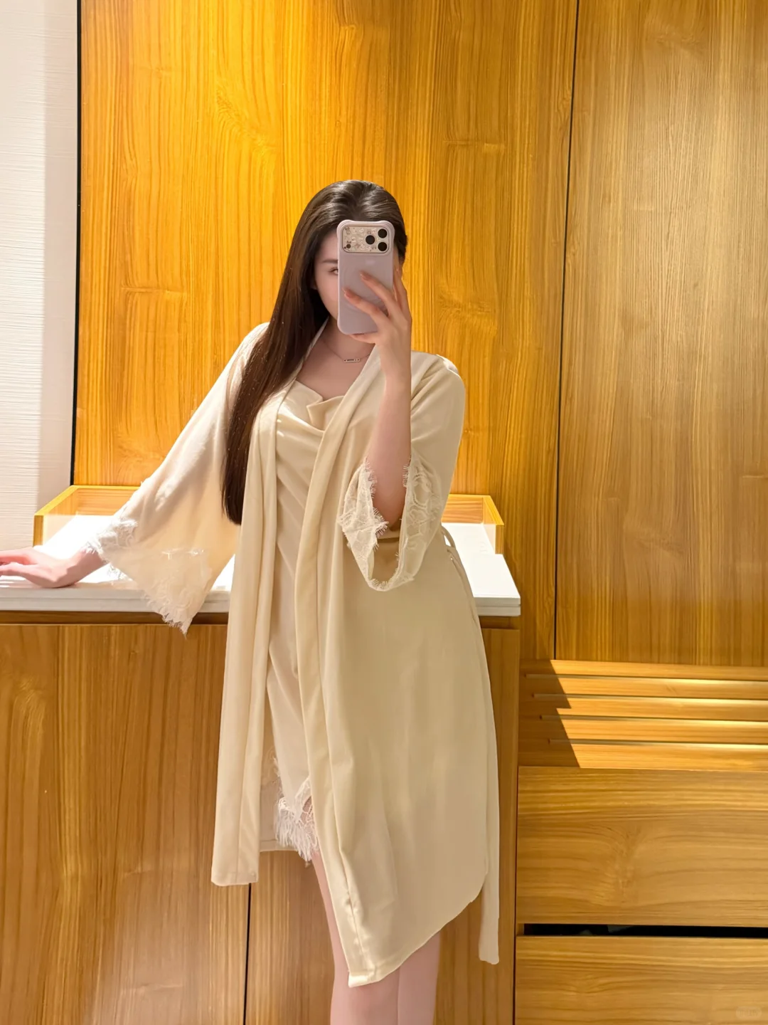 终于找到温柔又不失性感的秋冬睡裙啦‼️