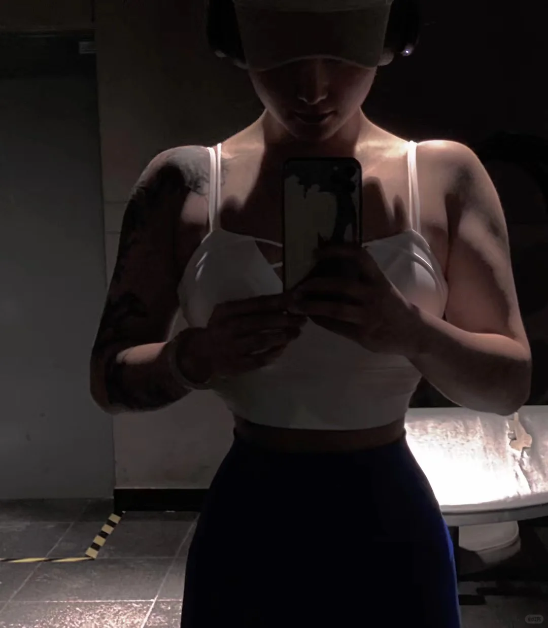 越发的感觉纹身跟肌肉才是绝配