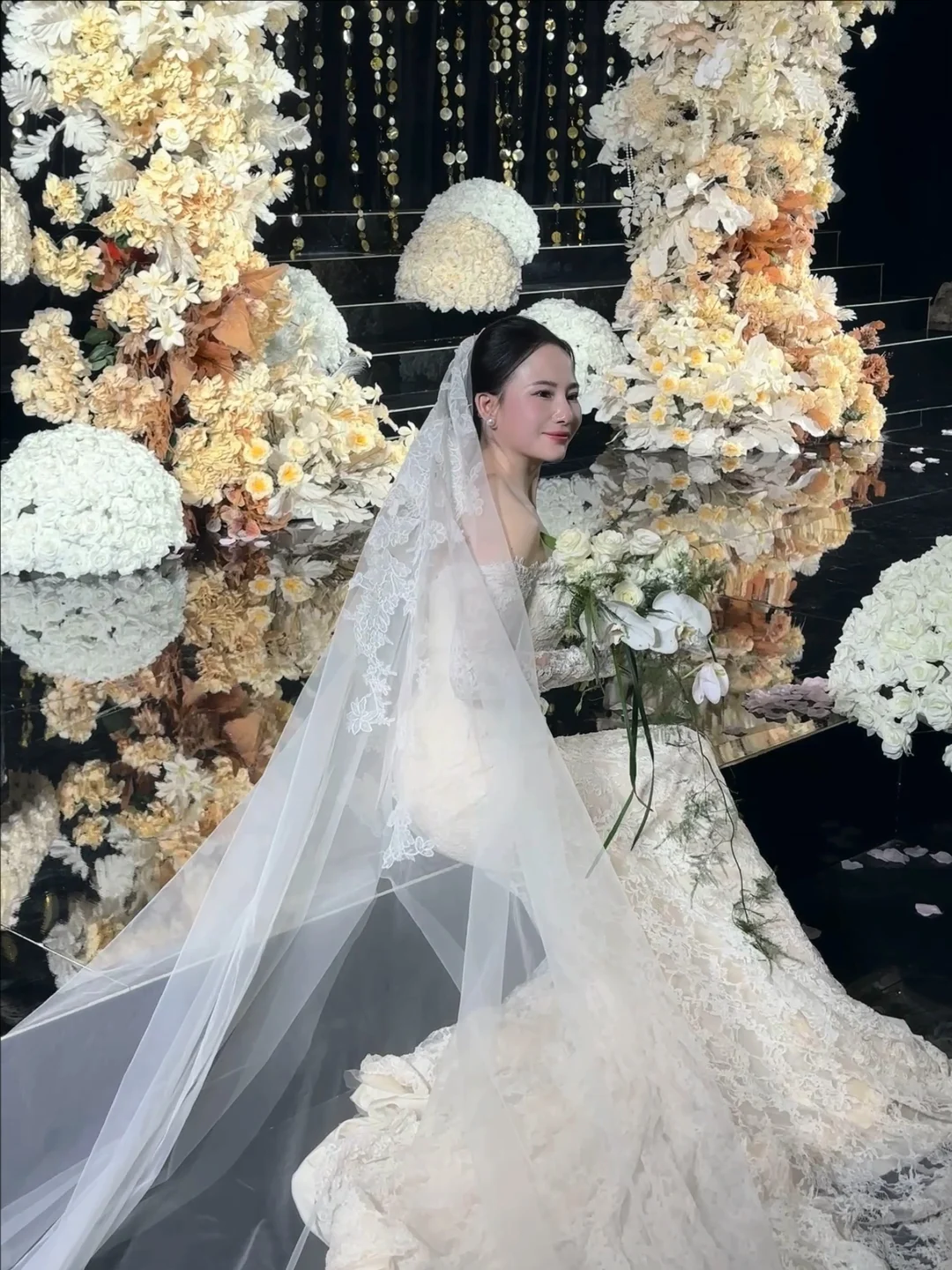 蕾丝鱼尾婚纱！🫧谁懂！！！