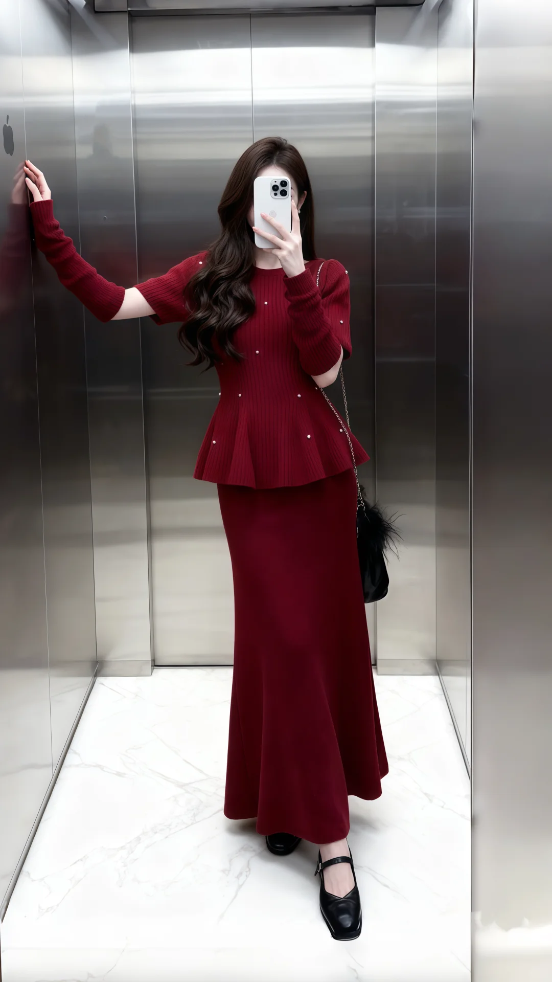 红色套装、好显白啊！！！