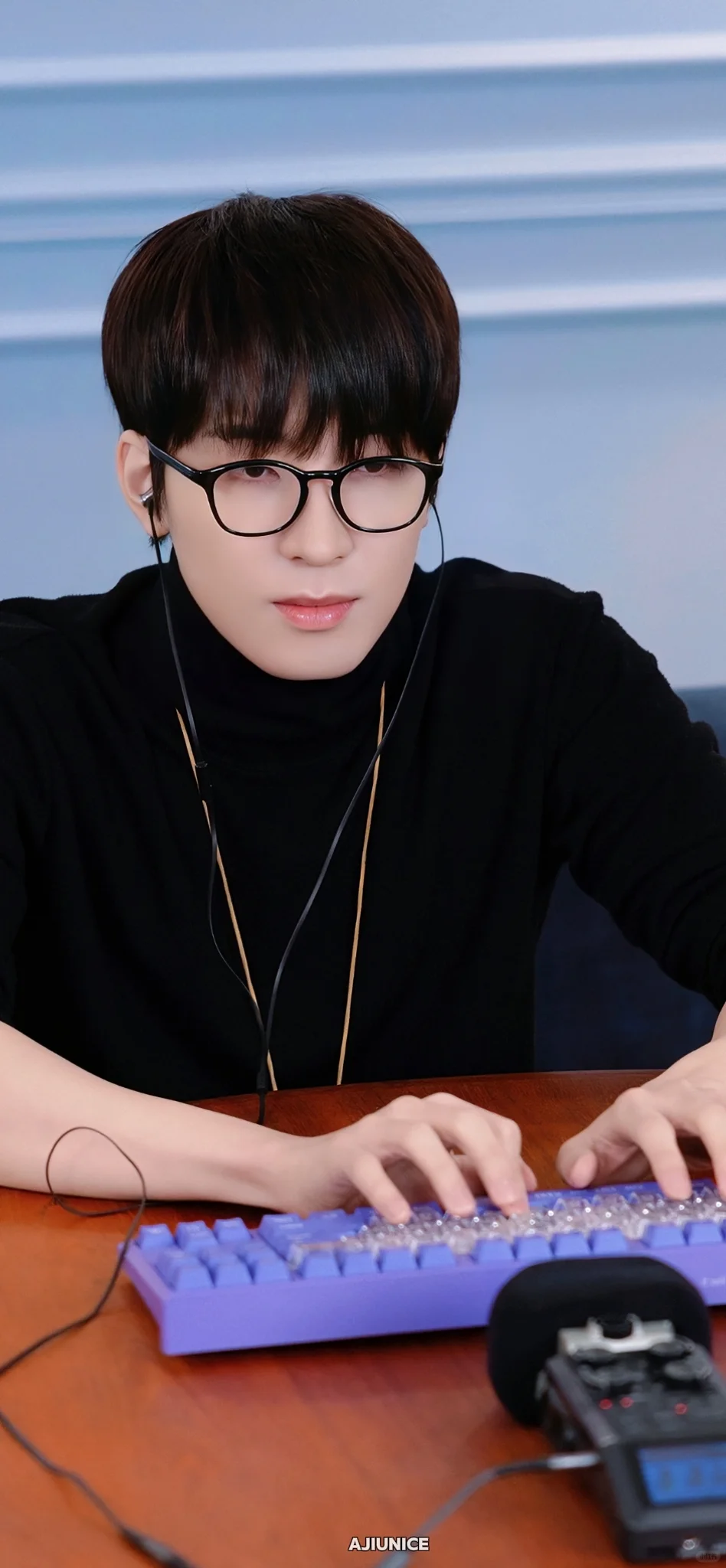 【自修SVT高清手机壁纸-69】