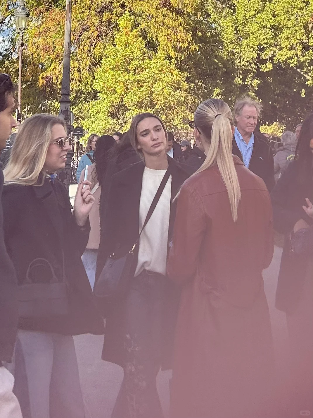 巴黎女人穿搭｜一半经典，一半自我