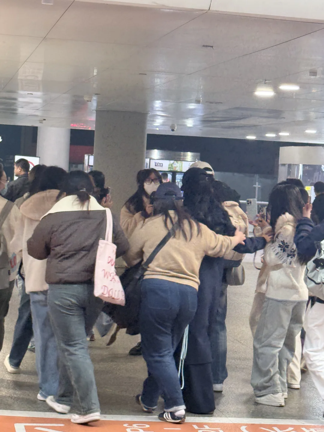 11月22日晚十一点这是哪个女明星