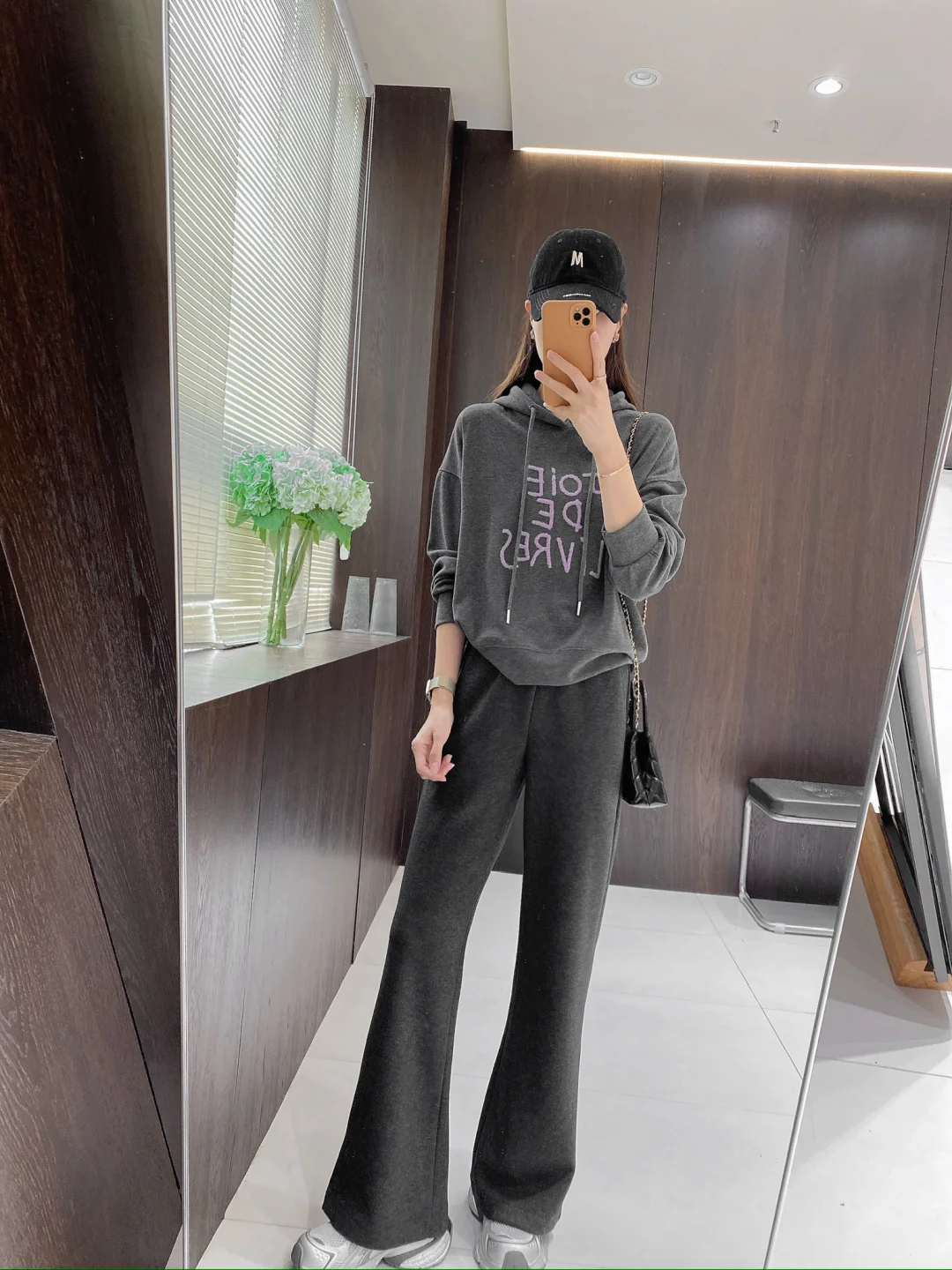 好喜欢这个早秋休闲look！