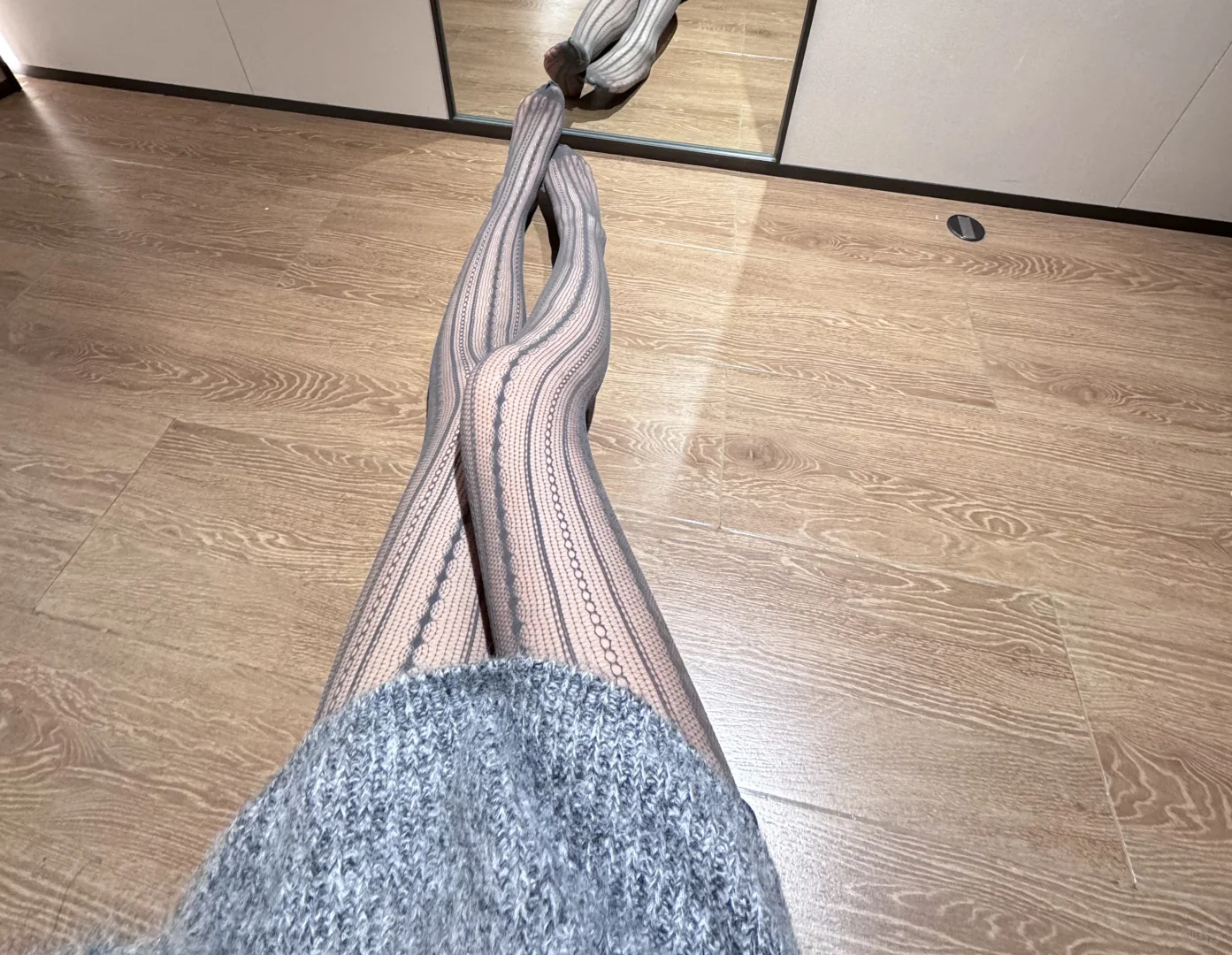 灰色复古丝袜今年的神！！！