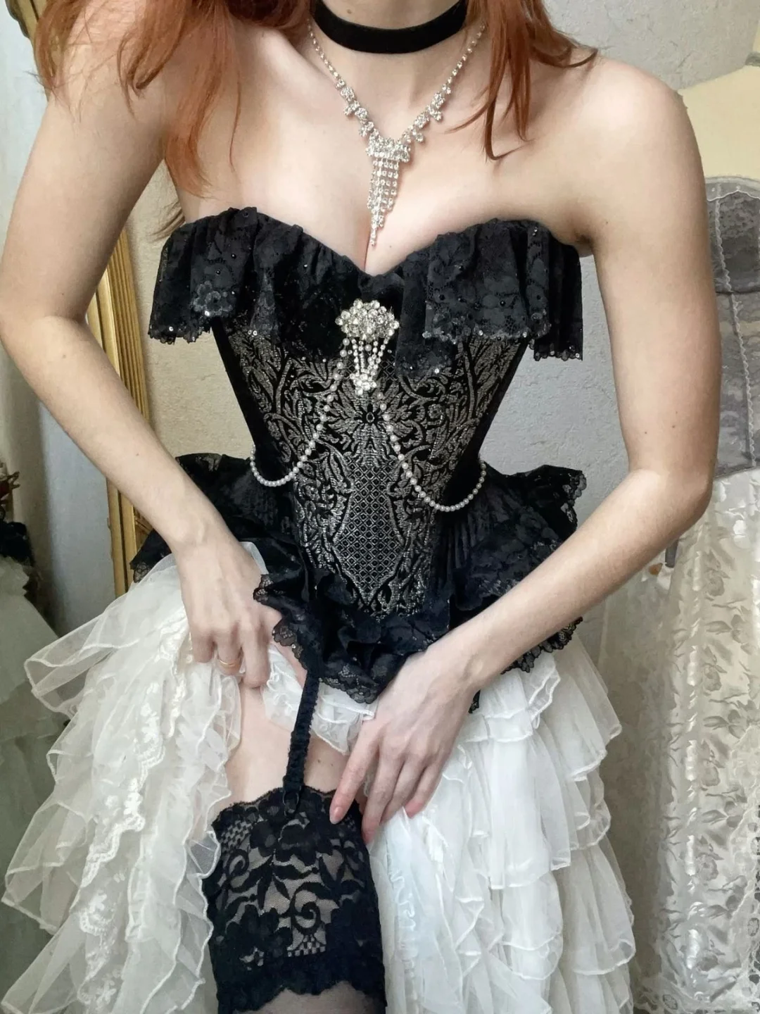 审美积累｜胸衣的多样化