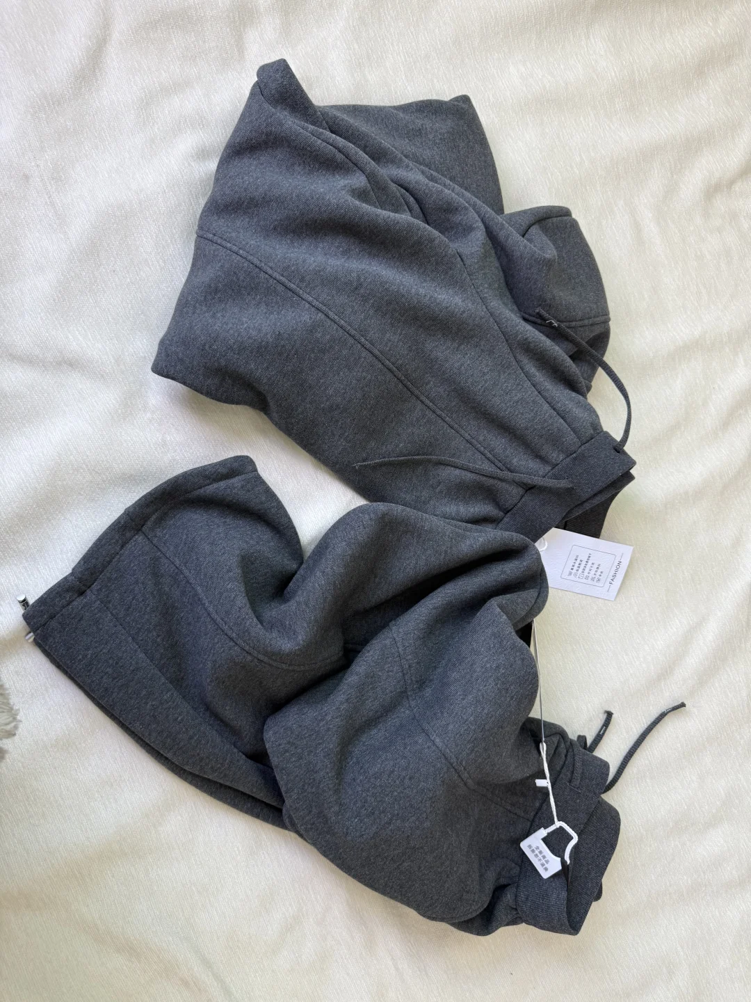 测评已出 不是平替 加绒深灰色休闲裤同源