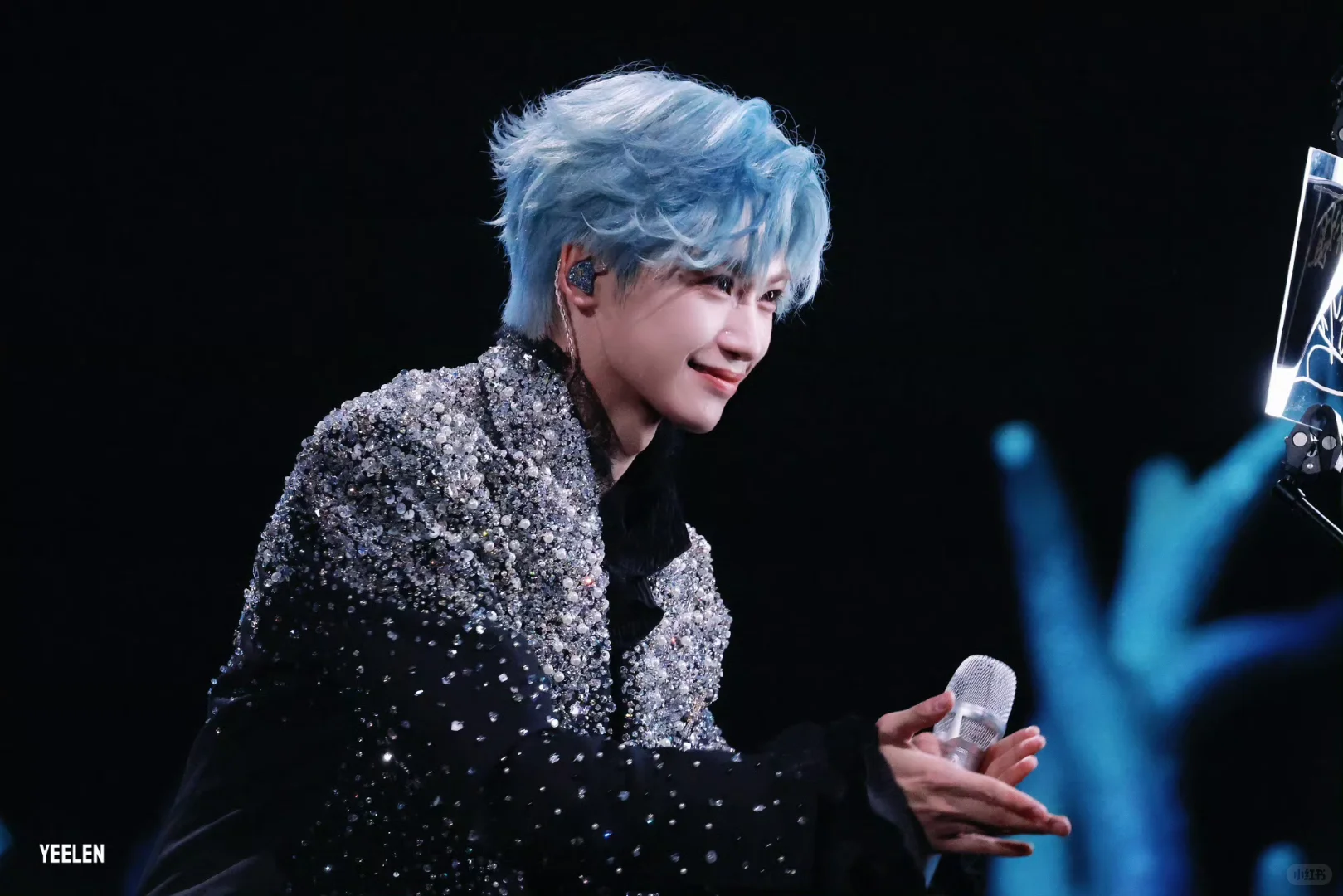 要横屏壁纸的YUNI们看过来