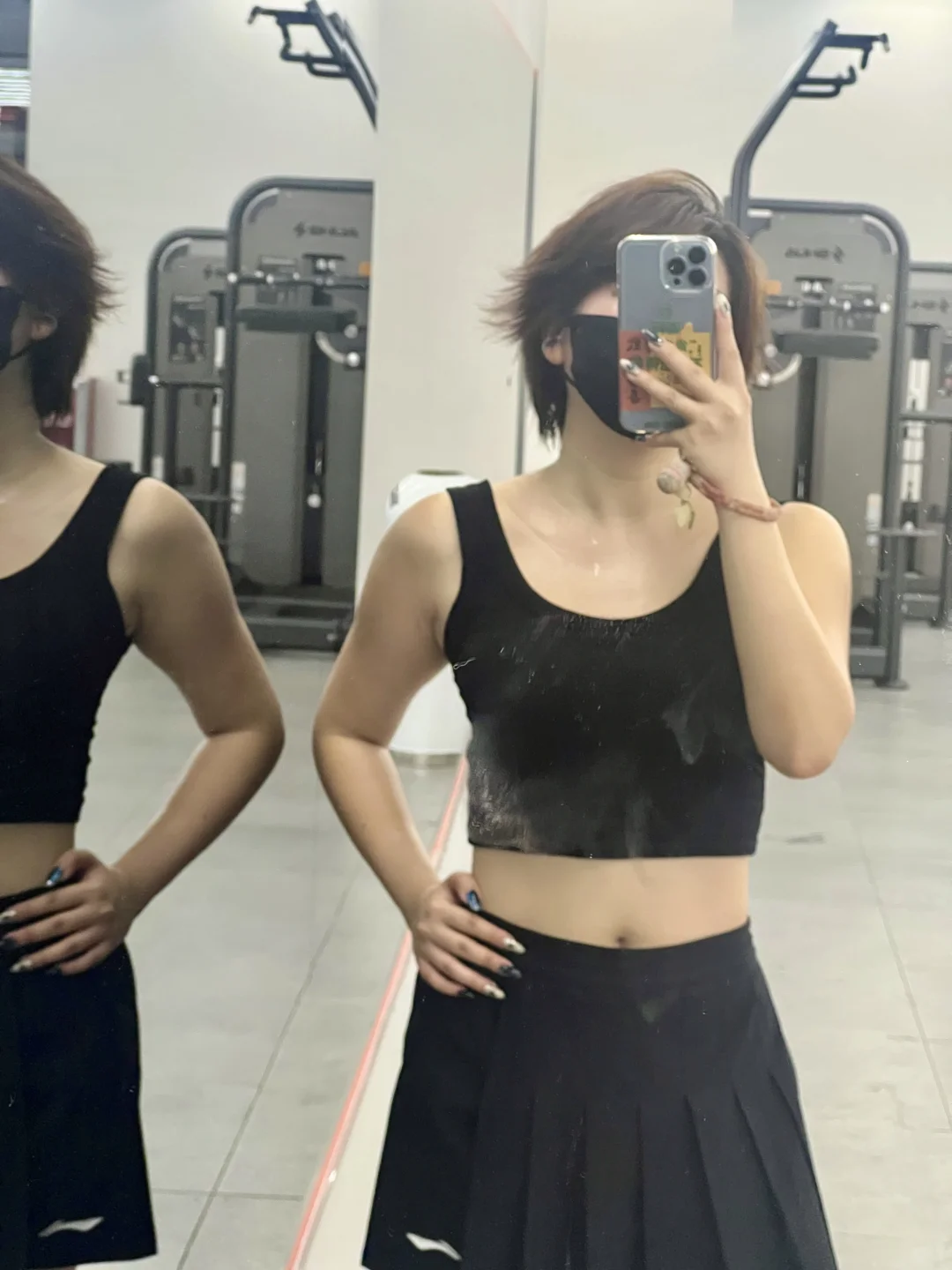 短发女孩👧🏻健身打卡💦