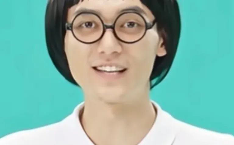 蘑古粒呈表情包&证件照送上