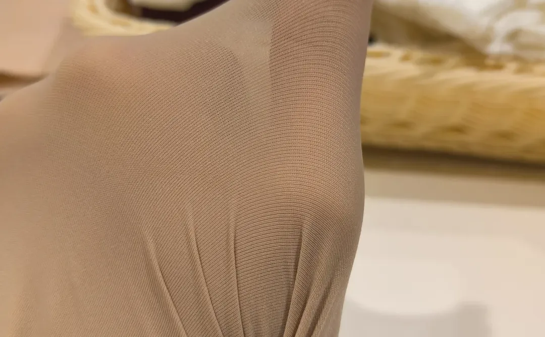 🎀显瘦必备！50D丝袜穿搭攻略✨