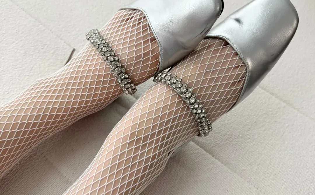 纯白天使🤍纯欲蕾丝网袜套装~约会必备！