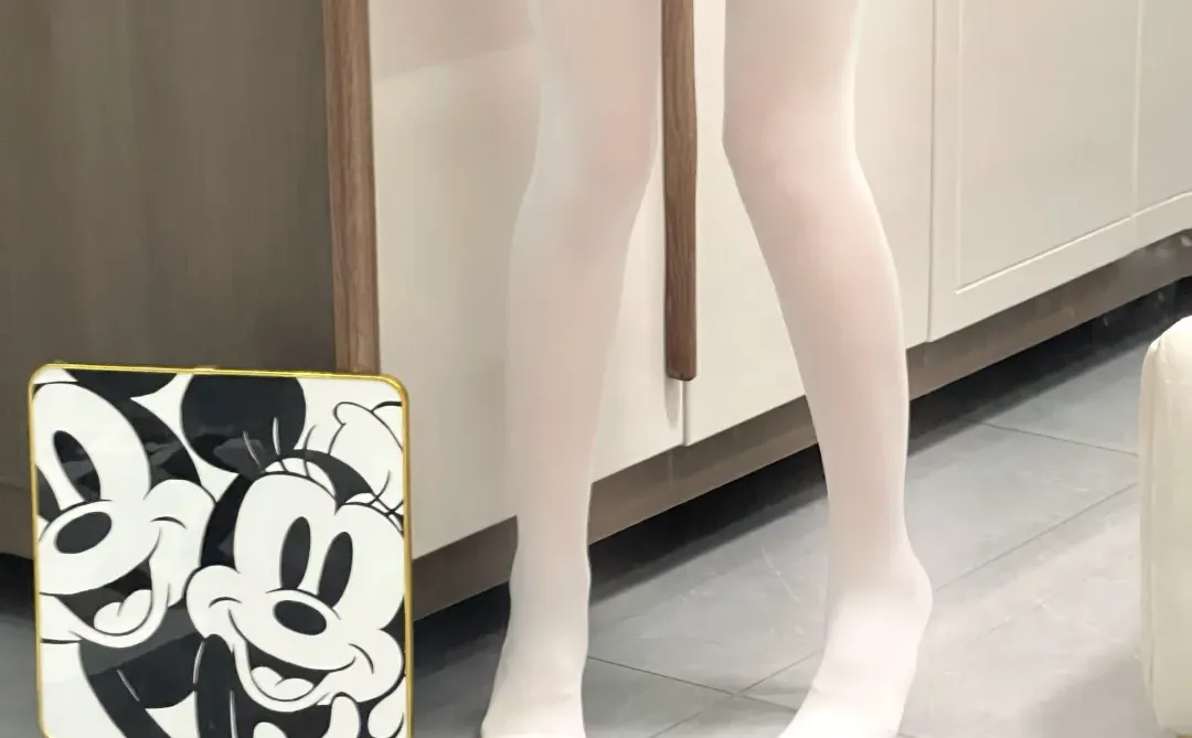 哪位宝宝还没有买到合适的过膝袜！