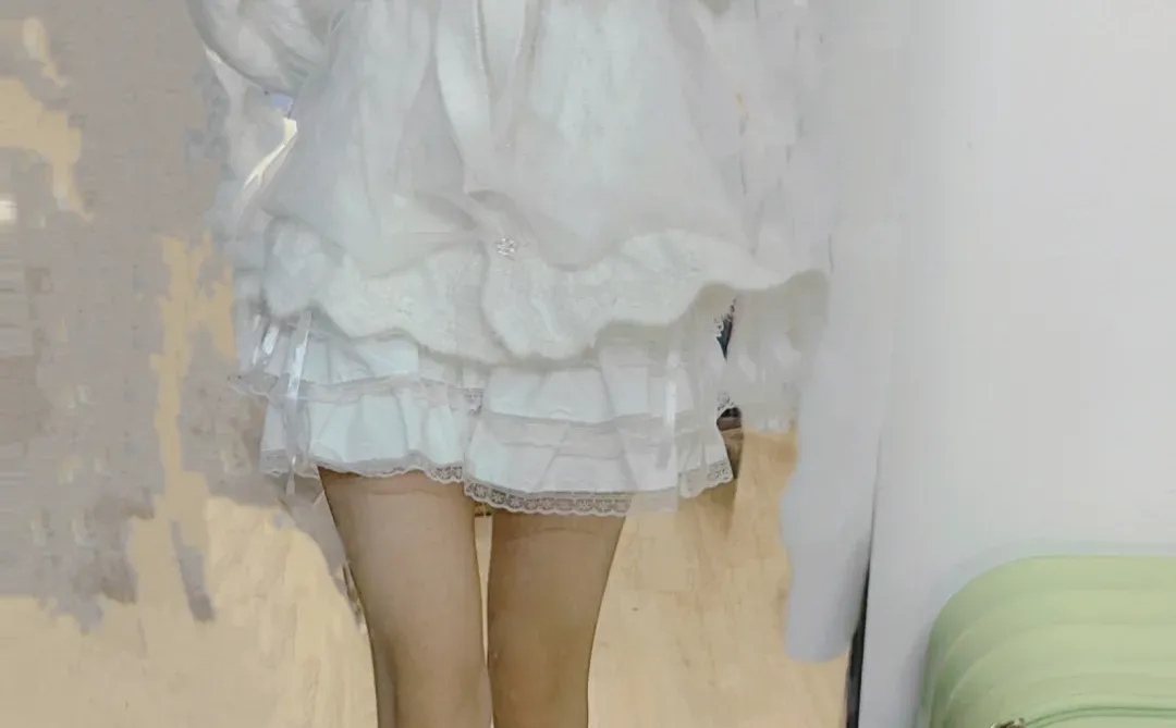 明天约会穿什么