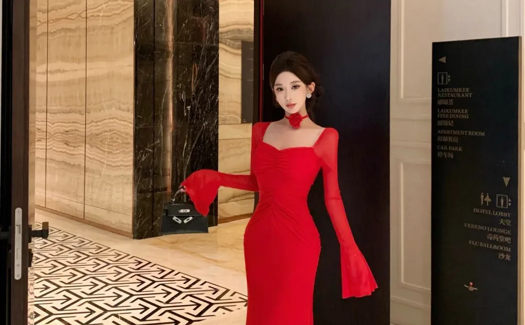 ins风红裙来啦！辣妹都爱